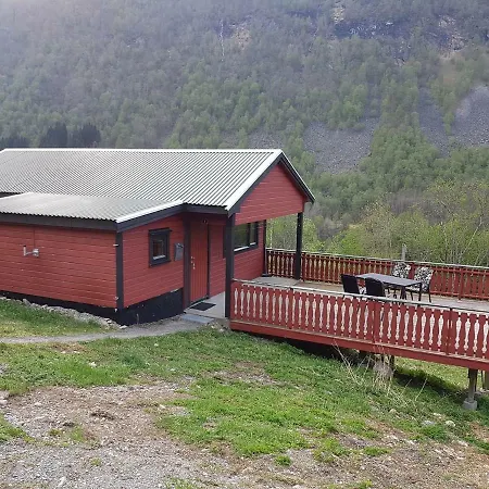 Stenvag Camping Lodge *